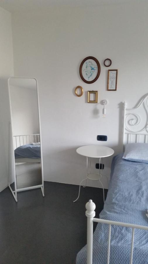 B&B Val Valerna Lezzeno Luaran gambar